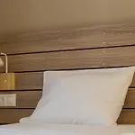 Ilaeira 4*