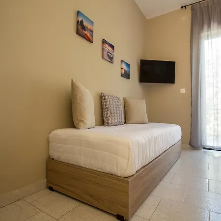 Ilaeira Apartmanhotel 4*