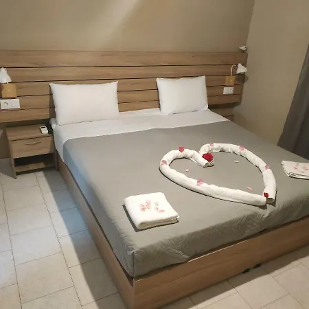 Aparthotel Ilaeira