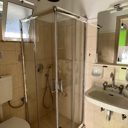 Ilaeira Aparthotel Argassi