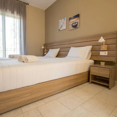 Ilaeira 4*